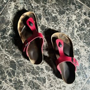 Birkenstock “Gizeh” Sandal